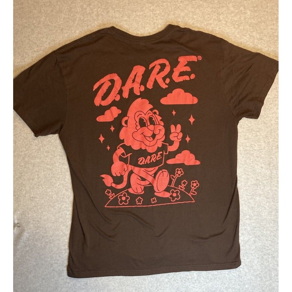 DARE Sz L Screenprinted Tshirt Daren Lion Brown With Red Print Rare Kawaii Style